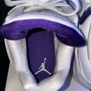 Jordan retro 4s metallic purple